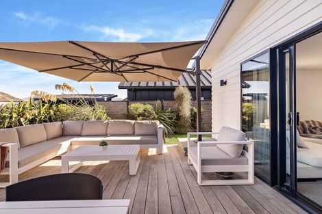 Photo of property in 13 Wheat Street, Jacks Point, Queenstown, 9371