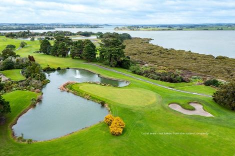 Photo of property in 36 Korowhiti Road, Clarks Beach, 2122