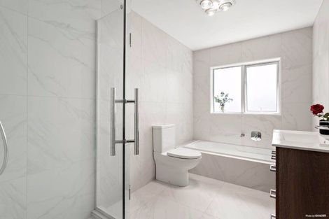 Photo of property in 109 Kowhai Road, Mairangi Bay, Auckland, 0630