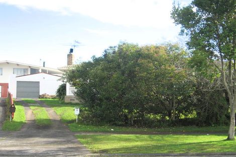 Photo of property in 8 Minton Place, Manurewa, Auckland, 2102