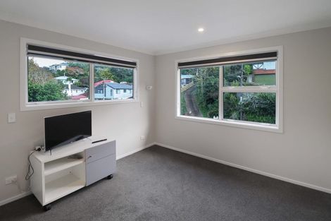 Photo of property in 11 Wilfred Street, Tawa, Wellington, 5028