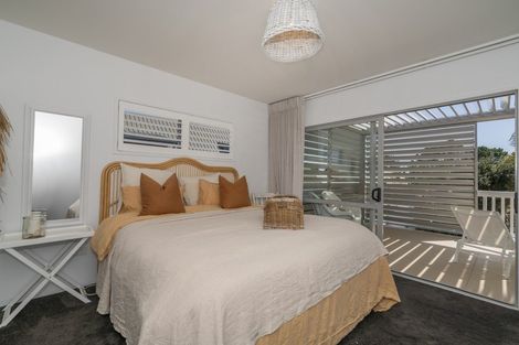 Photo of property in 656 Matarangi Drive, Matarangi, Whitianga, 3592