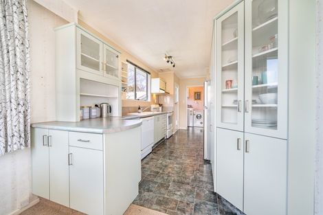 Photo of property in 18 Shanly Street, Brown Owl, Upper Hutt, 5018