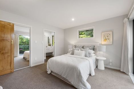 Photo of property in 8 The Rise, Mount Pleasant, Christchurch, 8081