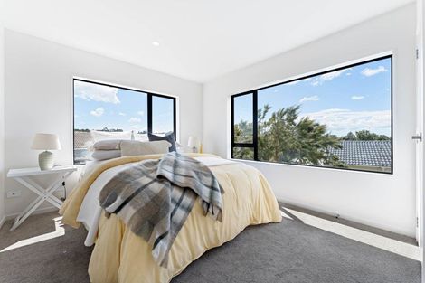 Photo of property in 18a Larissa Avenue, Henderson, Auckland, 0610