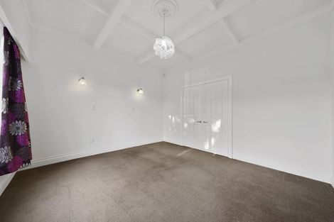 Photo of property in 70 Para Street, Miramar, Wellington, 6022