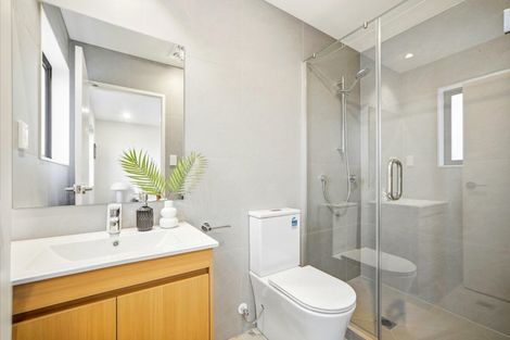 Photo of property in 3/14 Karamu Street, Strandon, New Plymouth, 4312