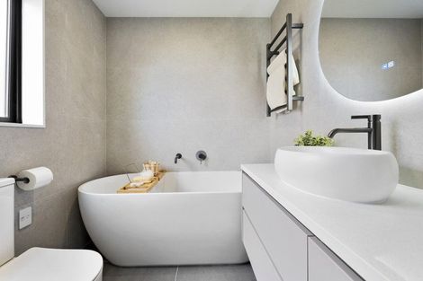 Photo of property in 12a Rewi Street, Torbay, Auckland, 0630