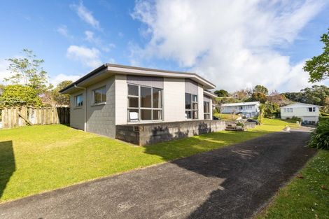 Photo of property in 108 Riversdale Drive, Merrilands, New Plymouth, 4312