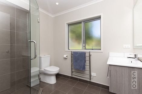 Photo of property in 23 Crabb Fields Lane, Riverhead, 0820