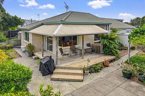 Photo of property in 19b Mcgowan Place, Orewa, 0931