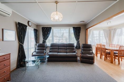 Photo of property in 18 Carrington Avenue, Hillcrest, Hamilton, 3216