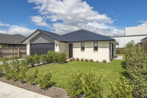 Photo of property in 16b Retallick Way, Amberley, 7410