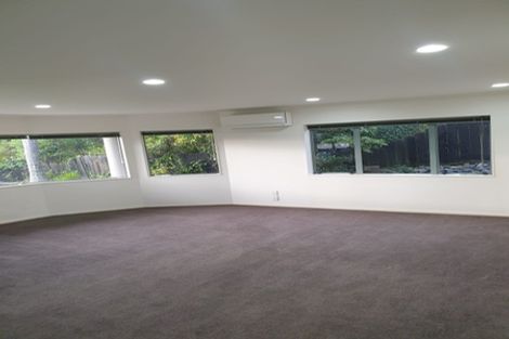 Photo of property in 92 Whangaparaoa Road, Red Beach, 0932