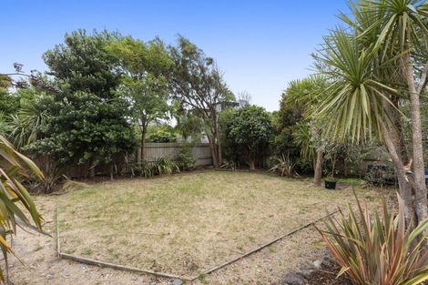 Photo of property in 1/83 Nayland Street, Sumner, Christchurch, 8081