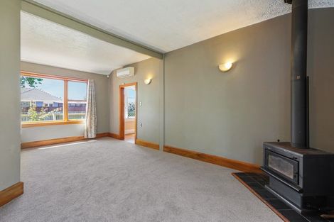 Photo of property in 102 Retreat Road, Avonside, Christchurch, 8061