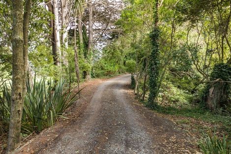 Photo of property in 2079 Kimbolton Road, Kiwitea, Feilding, 4777