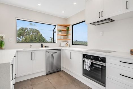 Photo of property in 5 Onewhero Road, Kaukapakapa, Warkworth, 0984