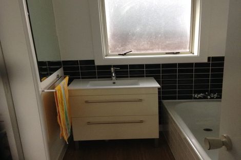 Photo of property in 42 Woolley Street, Avondale, Christchurch, 8061