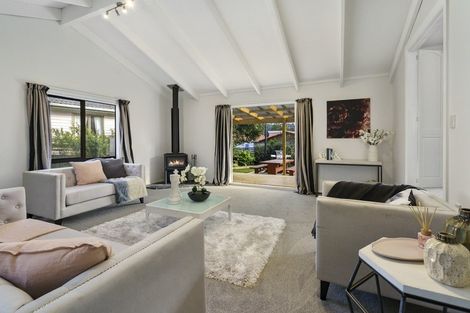 Photo of property in 3 Azimuth Place, Whitby, Porirua, 5024