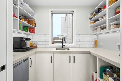 Photo of property in 135 North Shore Road, Eskdale, Napier, 4182