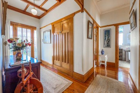 Photo of property in 122 Queen Sh25 Street, Thames, 3500