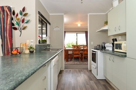 Photo of property in 31 Rosehill Place, Nawton, Hamilton, 3200