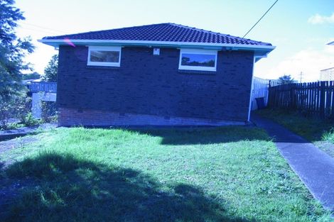 Photo of property in 9 Beazley Place, Glendene, Auckland, 0602