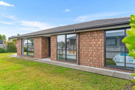 Photo of property in 32 Kedge Drive, Mangawhai, 0505
