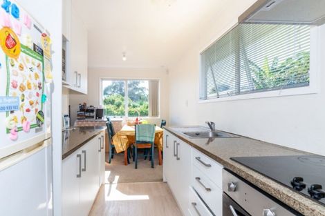 Photo of property in 1/15 Frobisher Way, Clendon Park, Auckland, 2103