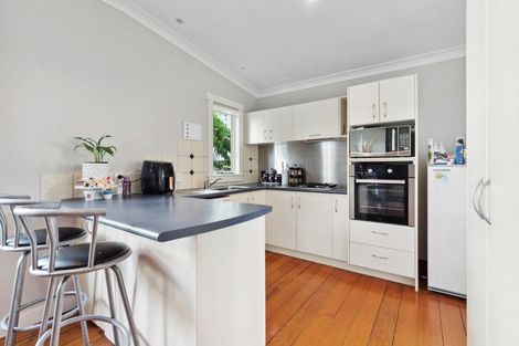 Photo of property in 140 Seddon Street, Pukekohe, 2120