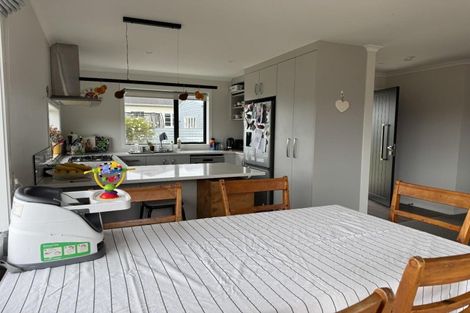 Photo of property in 12e Pukepapa Road, Marton, 4710