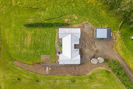 Photo of property in 4 Matahehe Lane, Tinopai, Matakohe, 0593