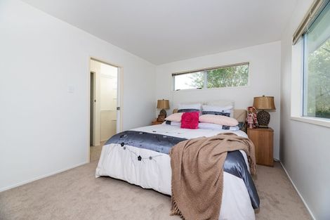 Photo of property in 68 Willis Road, Papakura, 2110