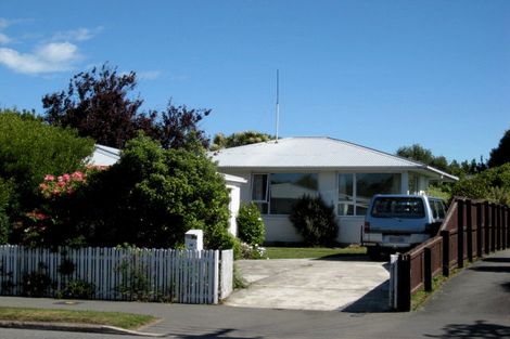 Photo of property in 2/75 Staveley Street, Avonhead, Christchurch, 8042
