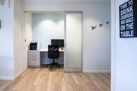 Photo of property in 43 Manor Park, Sunnyhills, Auckland, 2010