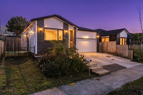 Photo of property in 33 Farranfore Road, Opaheke, Papakura, 2113