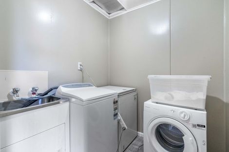 Photo of property in 198 Mcquarrie Street, Kingswell, Invercargill, 9812