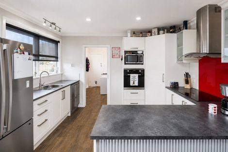 Photo of property in 35 Stout Street, Shannon, 4821