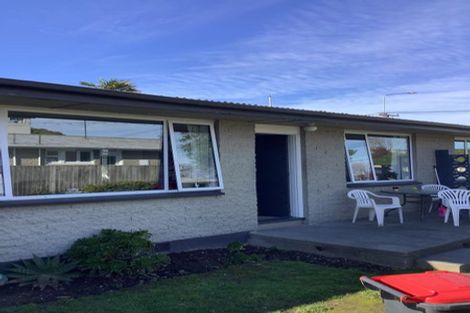 Photo of property in 2/451 Hereford Street, Linwood, Christchurch, 8011