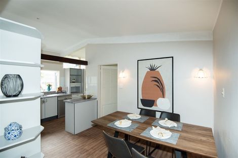 Photo of property in 2 Park Hill Road, Birkenhead, Auckland, 0626