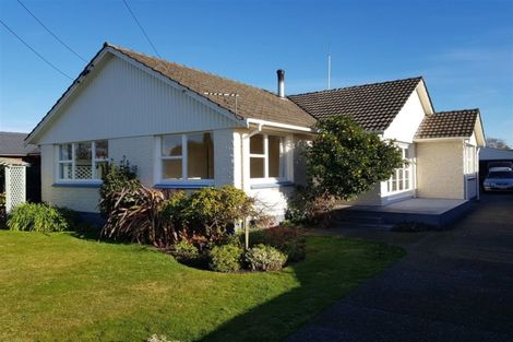 Photo of property in 19 Dunster Street, Burnside, Christchurch, 8053