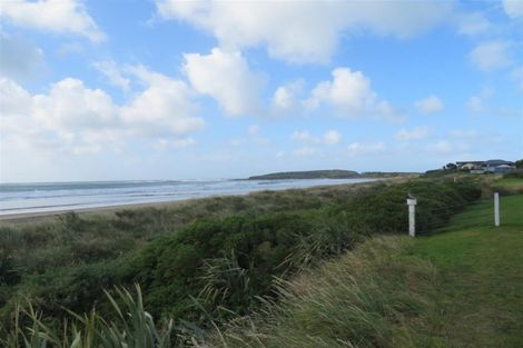 Photo of property in 493 Waikawa-curio Bay Road, Curio Bay, Tokanui, 9884