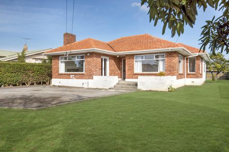 Photo of property in 2 Walter Street, Mangere East, Auckland, 2024