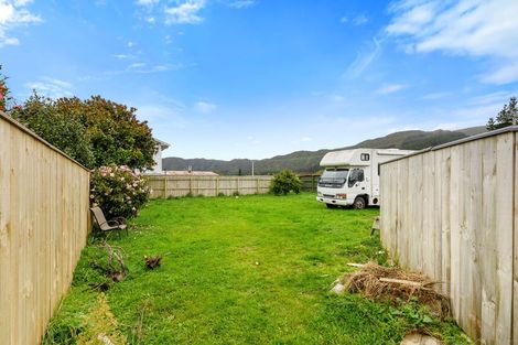 Photo of property in 17a Norfolk Street, Wainuiomata, Lower Hutt, 5014