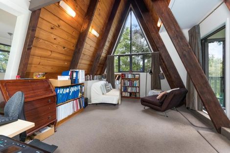 Photo of property in 75 Park Hill Road, Birkenhead, Auckland, 0626