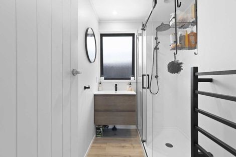 Photo of property in 7 Colonial Place, Kelvin Grove, Palmerston North, 4414