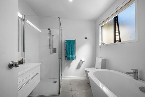 Photo of property in 21/11 The Avenue, Albany, Auckland, 0632