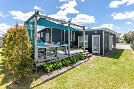 Photo of property in 211 Tui Road, Whangamata, 3620