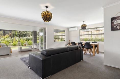 Photo of property in 4 Gumtree Lane, Omokoroa, 3114